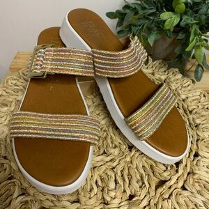 Italian Shoemakers Tan Footbed Sandals with stretch Metallic Straps size 7 $15